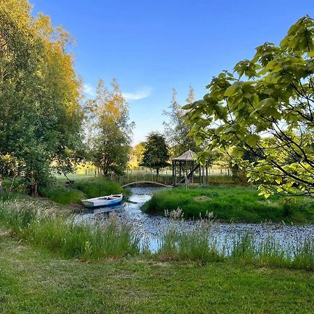 Woodman'S Farm Bed and Breakfast Stratton Strawless Εξωτερικό φωτογραφία